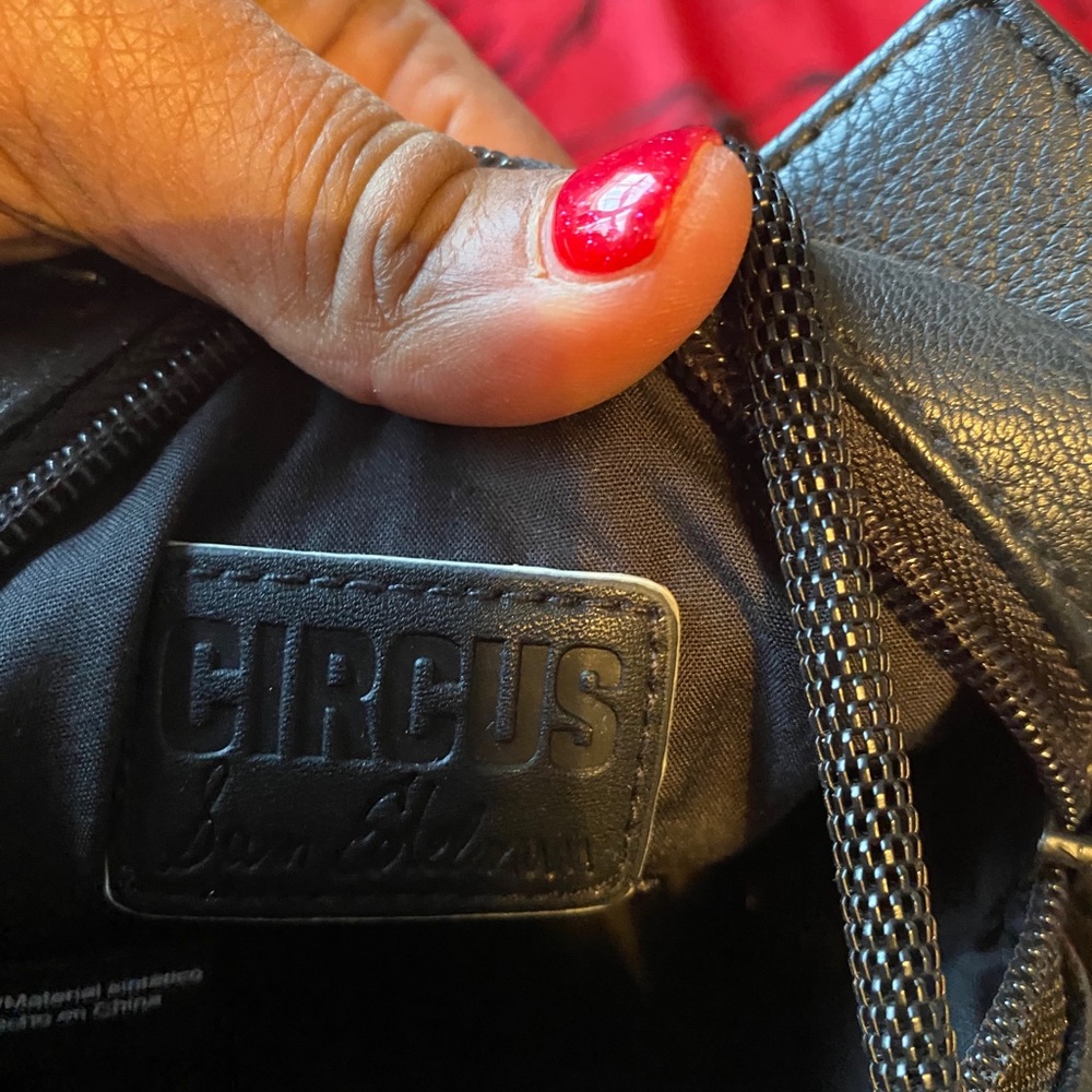 Purse - Picture 2 of 3